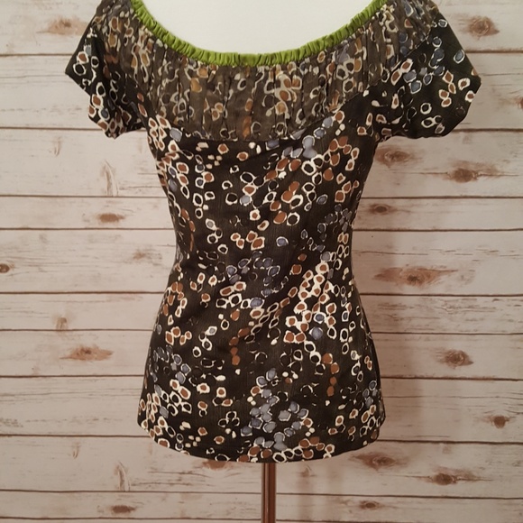 Multicolor Scoop Neck Top with Sheer Detail - Picture 3 of 4